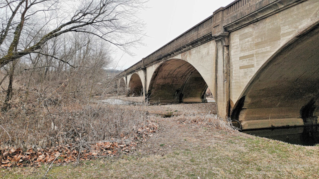 5-arch concrete spandrel bridge