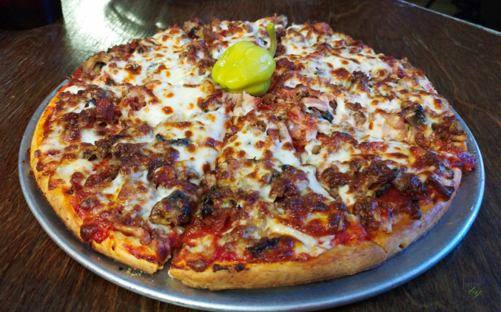 Pizza at Roadhouse in Warsaw