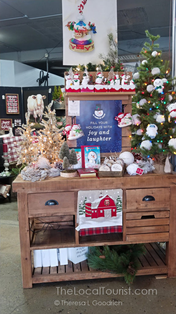 Christmas decorations at Rustic Corner