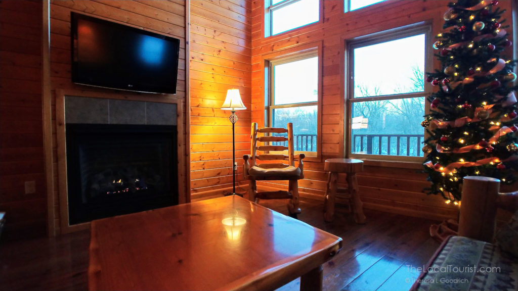 Living room in Red Cedar Lodge
