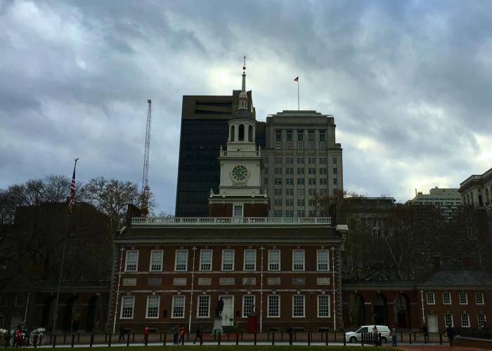 Independence Hall, photo by Michelle Marine of Simplify Live Love