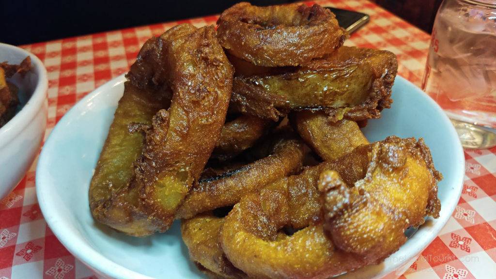 Viking-worthy onion rings at Nick's English Hut