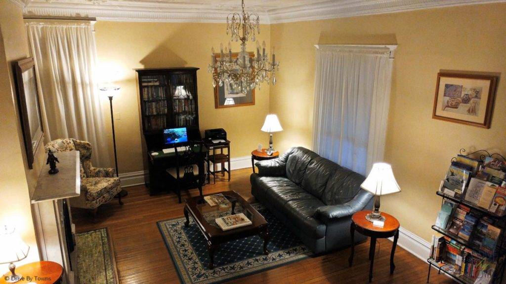The comfortable living room in Bottger Mansion