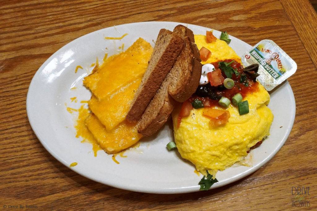Mexican Omelet at Mud Street Cafe