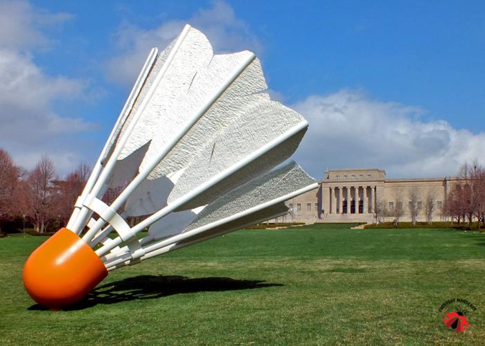 Kansas City - Nelson Atkins Shuttlecock - photo credit Sage Scott, Everyday Wanderer
