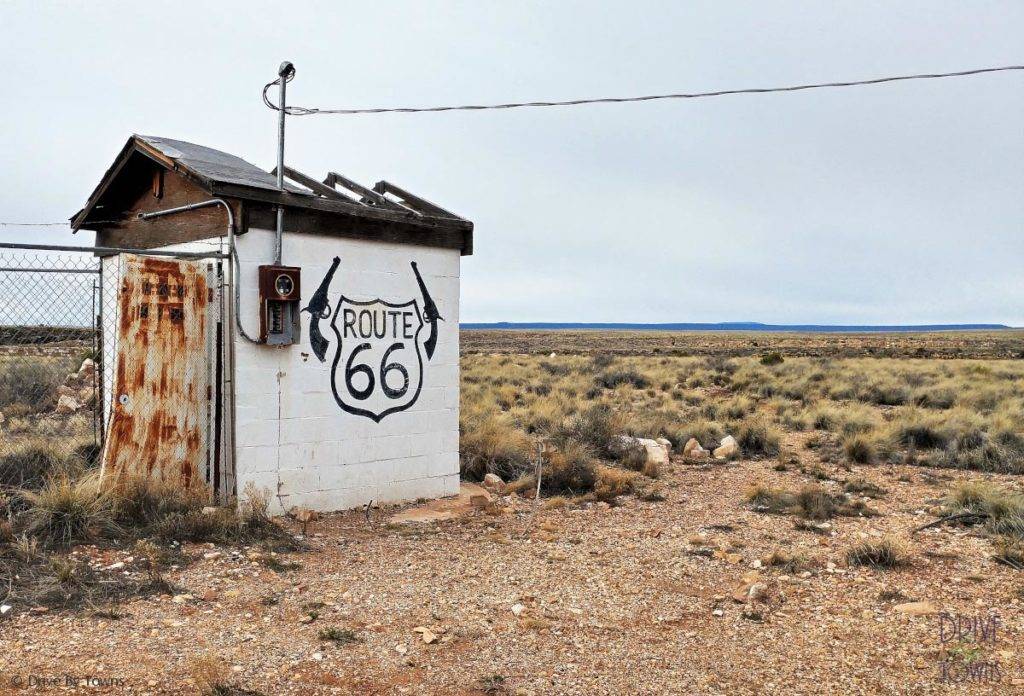 Two Guns, Arizona
