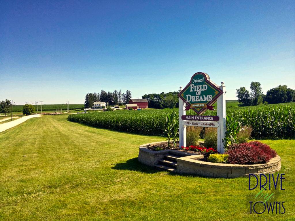 Entrance to Field of Dreams movie site